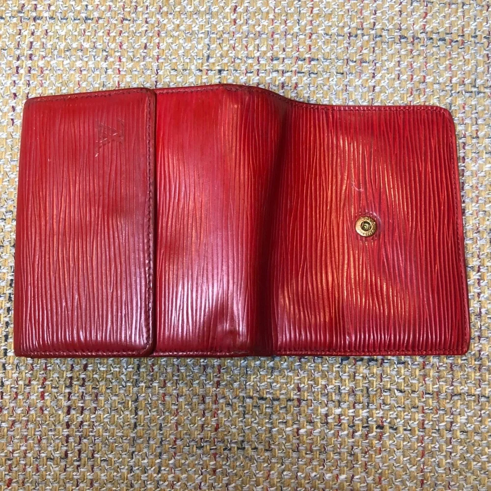 LOUIS VUITTON Red Epi Portefeiulle Elise Trifold Coin Cash Wallet Authentic - Picture 10 of 16